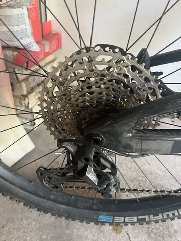 Tweedehands Scott Lumen eRIDE 910 2023 2023 Mountainbike — afbeelding 2 van 11