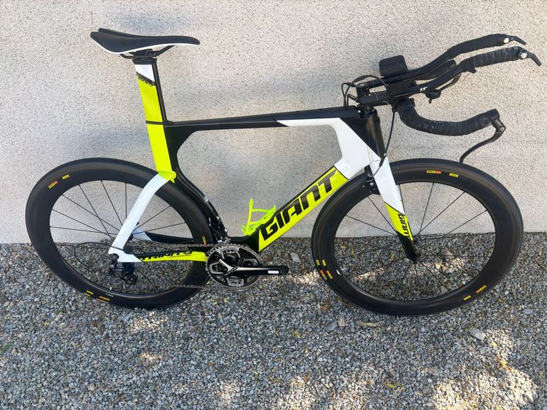 Used Giant Trinity Advanced 2017 2017 Road & Gravel, White — image 2 of 20
