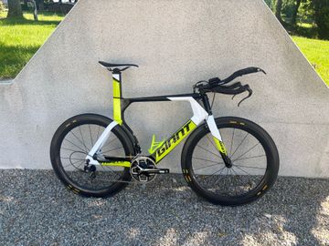 Giant Trinity Advanced 2017 2017 Road & Gravel usato
