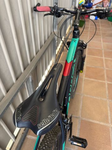Used Orbea MX 40 27.5 2018 2018 Mountainbike, Black, 27.5 — image 8 of 9