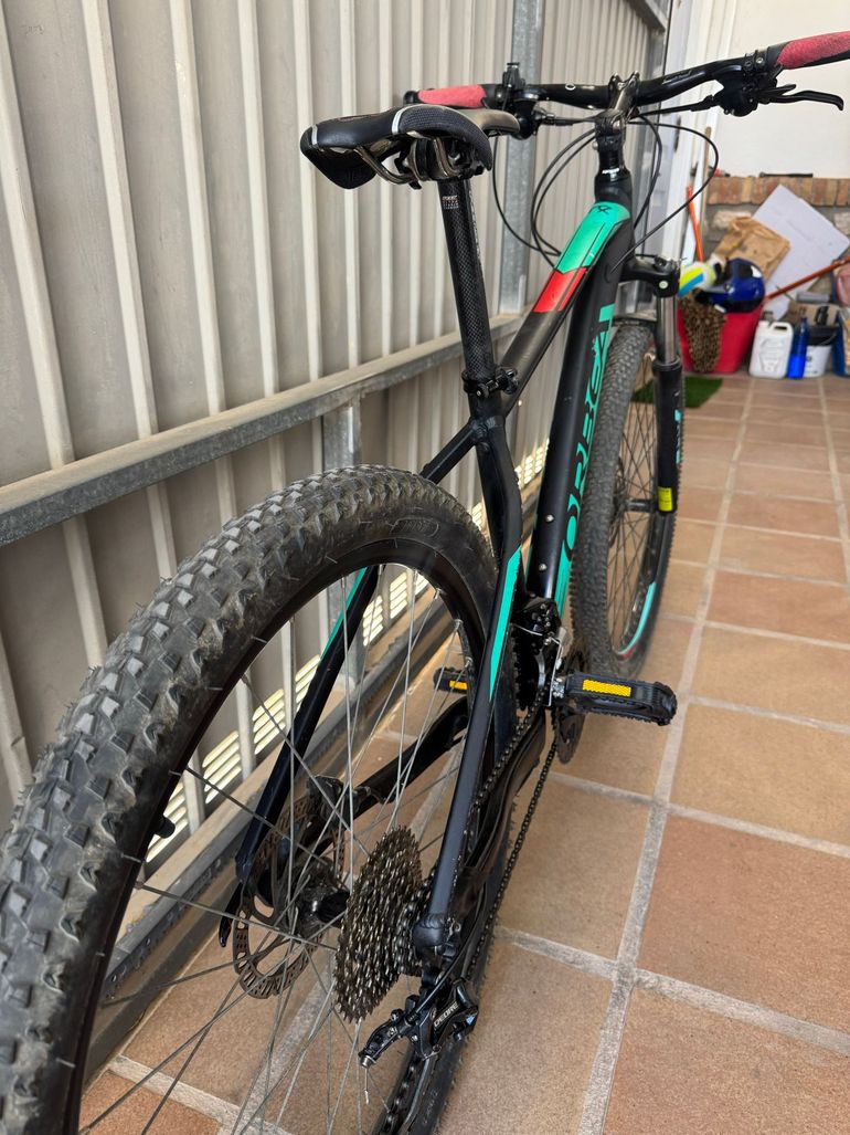 Orbea MX 40 27.5 2018 2018 Mountainbike usato, Nero — immagine 3 di 9