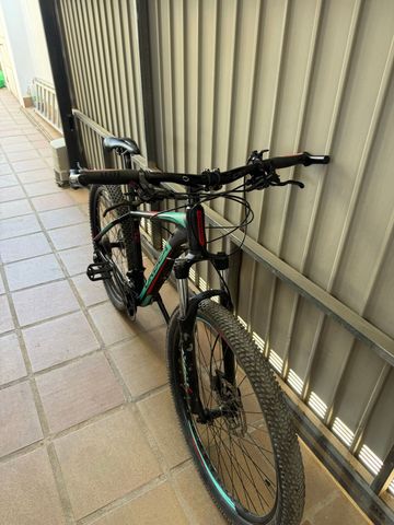 Used Orbea MX 40 27.5 2018 2018 Mountainbike, Black, 27.5 — image 2 of 9