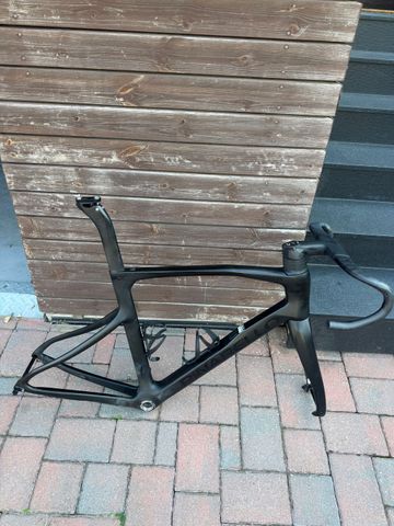 Pinarello X3 105 Di2 2023 Frameset 2023 Road & Gravel de segunda mano, Negro — imagen 4 de 4
