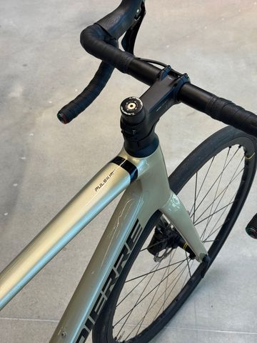 Used Lapierre Pulsium 5.0 2022 2022 Road & Gravel, Light Gray — image 4 of 4