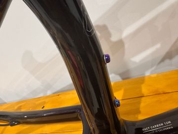 Used Specialized S-Works Epic 2024 Frameset 2024 Mountainbike, Purple, 29 — image 10 of 13