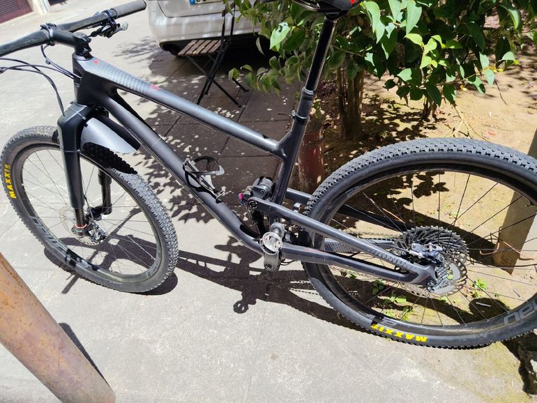 Used Focus O1e SRAM XX1 2019 Mountainbike, Black — image 2 of 16