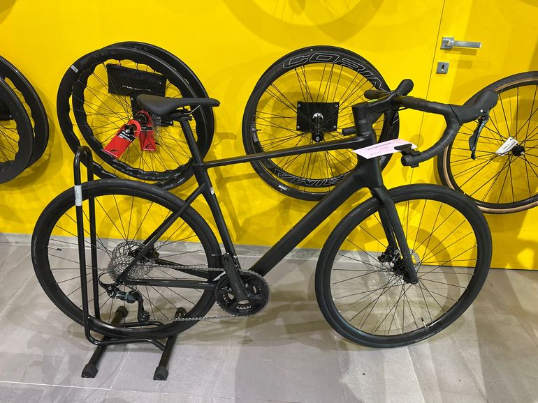 Brugt CUBE ATTAIN C:62, RACE 2026 2026 Road & Gravel — billede 2 af 5