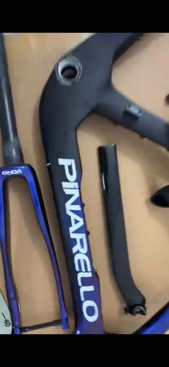 Použité Pinarello Dogma Frameset 2025 Road & Gravel — obrázek 2 z 4