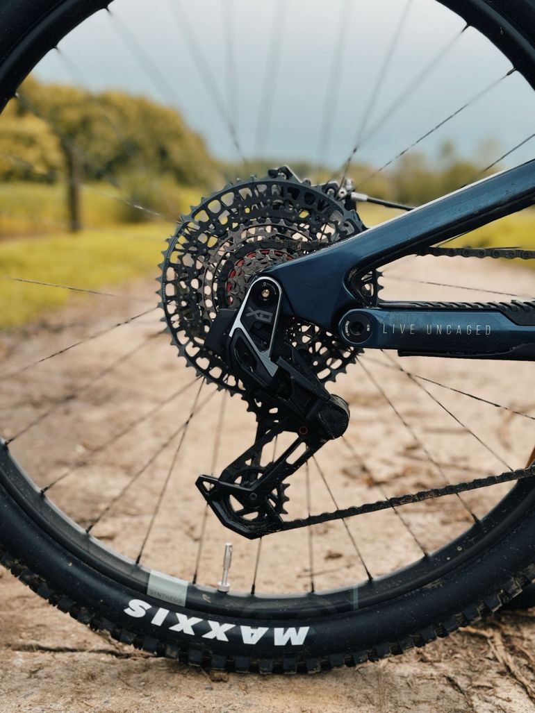 Brugt YT Industries Capra UNCAGED 12 29 2023 2023 Mountainbike — billede 7 af 11