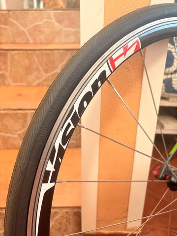 Used BH Custom Shimano Ultegra 2015 Road & Gravel, Black — image 4 of 11