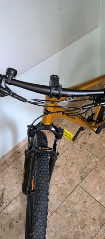 Used Bergamont Revox 6 2024 2024 Mountainbike, Orange, 29 — image 9 of 21