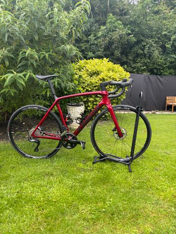 Brugt Trek Émonda SL 6 2024 2024 Road & Gravel — billede 1 af 7