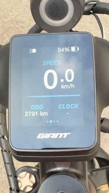 Używany Giant Explore Shimano Deore XT 2022 Urban — zdjęcie 8 z 8