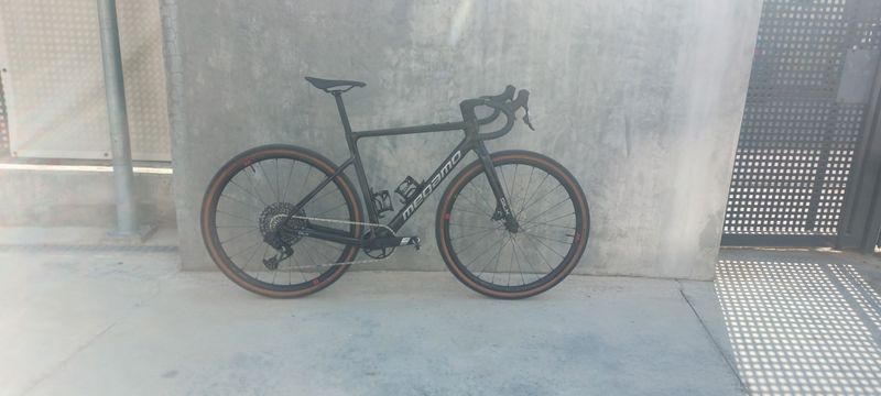 Megamo Silk Other SRAM 2024 Road & Gravel usato, Nero — immagine 1 di 14