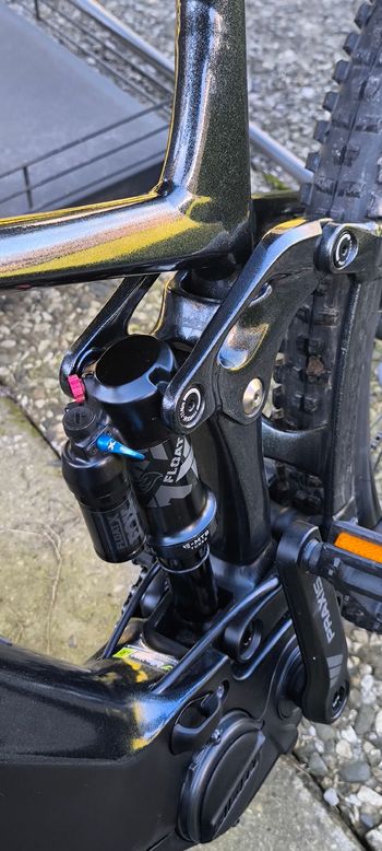Brugt Giant Reign E+ 2, 2022 2022 Mountainbike — billede 8 af 10