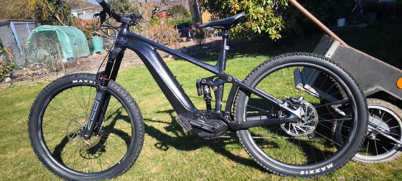Used Giant Reign E+ 2, 2022 2022 MTB