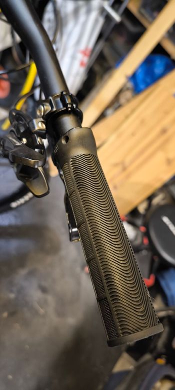 Brugt Giant Reign E+ 2, 2022 2022 Mountainbike — billede 5 af 10