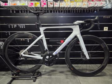 Použité Wilier Filante SLR ID2 SHIMANO ULTEGRA Di2 R8170 2026 2026 Road & Gravel
