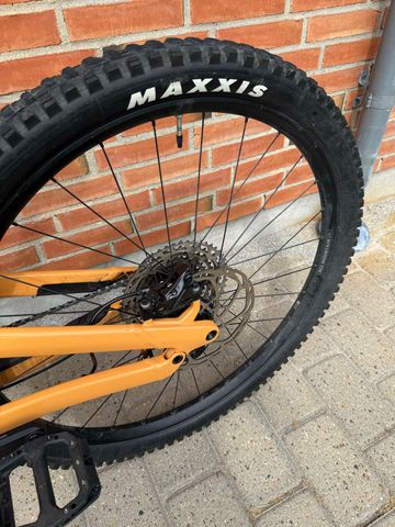 Tweedehands Canyon Spectral Shimano Dura Ace 2024 Mountainbike — afbeelding 14 van 15