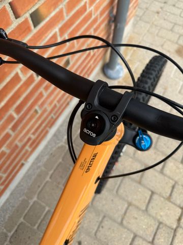 Tweedehands Canyon Spectral Shimano Dura Ace 2024 Mountainbike — afbeelding 9 van 15