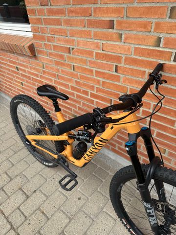 Tweedehands Canyon Spectral Shimano Dura Ace 2024 Mountainbike — afbeelding 10 van 15