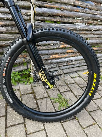 Używany Liv Hail Advanced 1 2019 2019 Mountainbike — zdjęcie 9 z 12