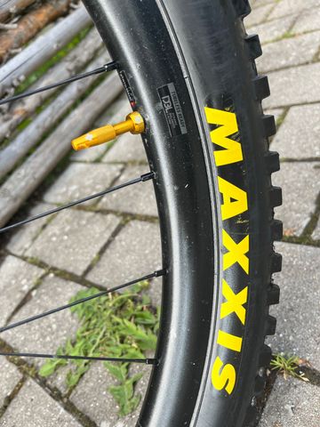 Używany Liv Hail Advanced 1 2019 2019 Mountainbike — zdjęcie 8 z 12