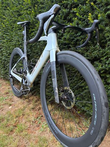 Used Scott Foil RC Pro 2026 2026 Road & Gravel, White — image 6 of 7