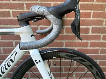 Wilier Filante Shimano Dura Ace Di2 2024 Road & Gravel usato, Bianco — immagine 5 di 12