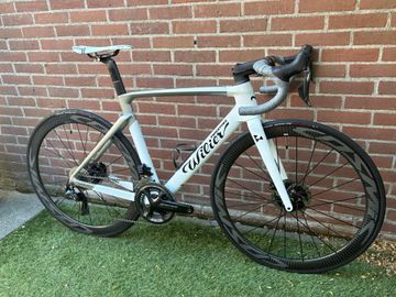 Used Wilier Filante Shimano Dura Ace Di2 2024 Road & Gravel, White — image 4 of 12
