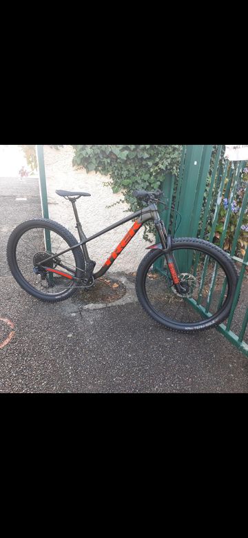 Used Trek Roscoe SRAM NX Eagle 2024 Mountainbike, Green, 29 — image 2 of 6