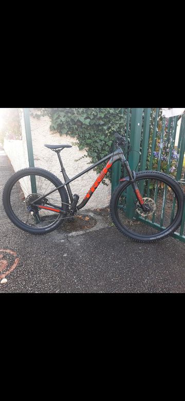 Tweedehands Trek Roscoe SRAM NX Eagle 2024 MTB