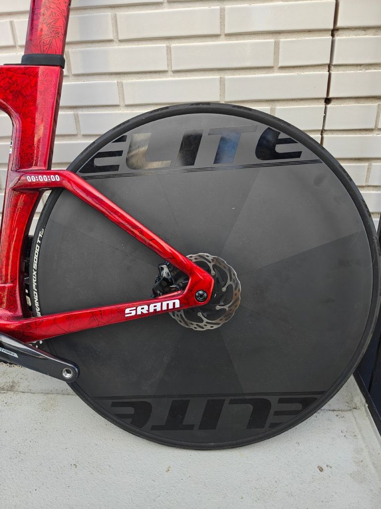 Použité Velobuild Custom SRAM Force eTap AXS 2023 Road & Gravel — obrázek 7 z 10