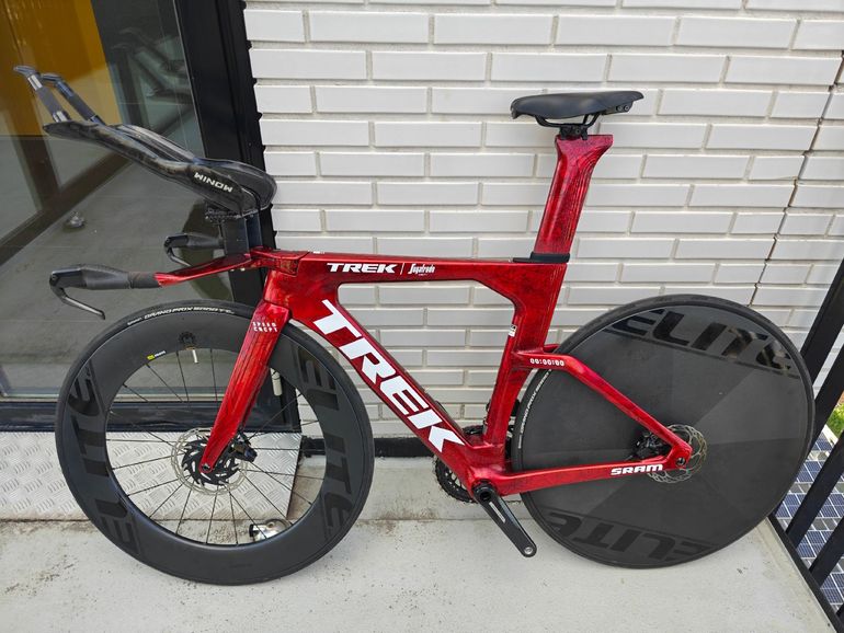 Použité Velobuild Custom SRAM Force eTap AXS 2023 Road & Gravel — obrázek 2 z 10