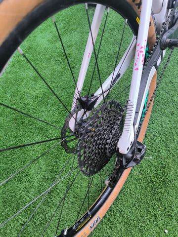 Gebrauchtes Orbea OIZ M10 2019 2019 Mountainbike, Weiß, 27.5 — Bild 4 von 8