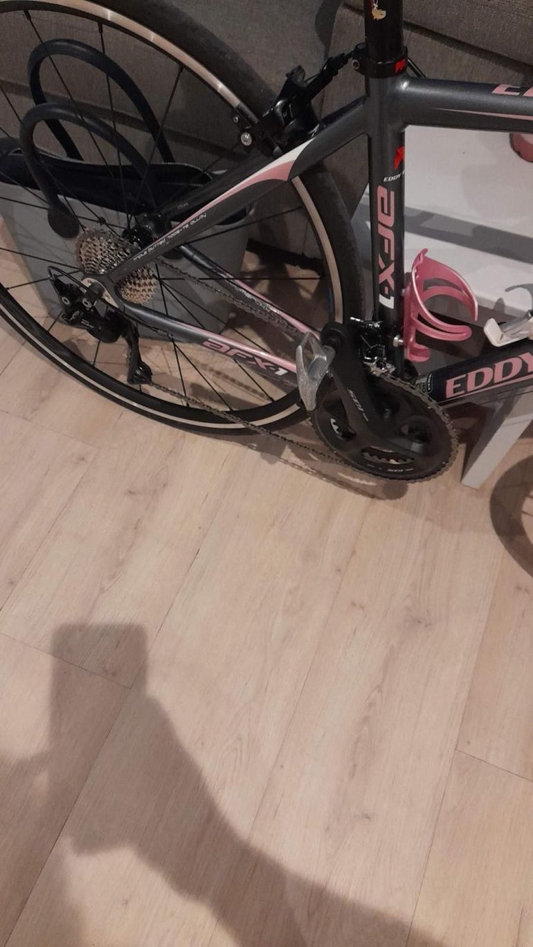 Eddy Merckx Custom Shimano 105 2011 Road & Gravel usato, Grigio chiaro — immagine 2 di 3