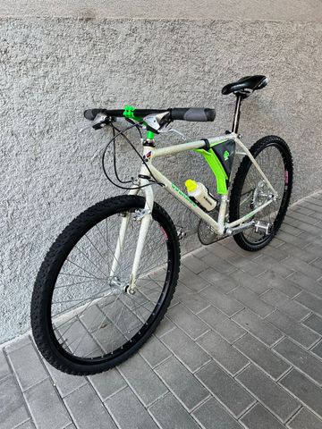 Used Colnago Custom Shimano Deore 1990 Mountainbike, White — image 2 of 29