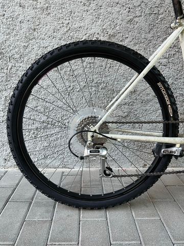 Used Colnago Custom Shimano Deore 1990 Mountainbike, White — image 12 of 29
