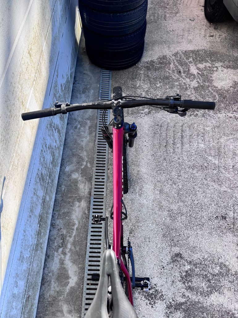 Specialized Epic Shimano SLX 2020 Mountainbike usato, Rosso — immagine 8 di 11