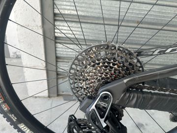 Używany Scott Spark SRAM X01 Eagle AXS 2024 Mountainbike — zdjęcie 3 z 8