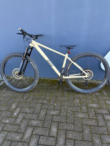 Gebrauchtes Rose Bonero 1 2024 2024 Mountainbike, Orange, 27.5, 29 — Bild 1 von 5