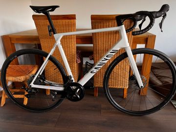 Used Canyon Ultimate CF 7 2026 2026 Road & Gravel, White — image 1 of 9