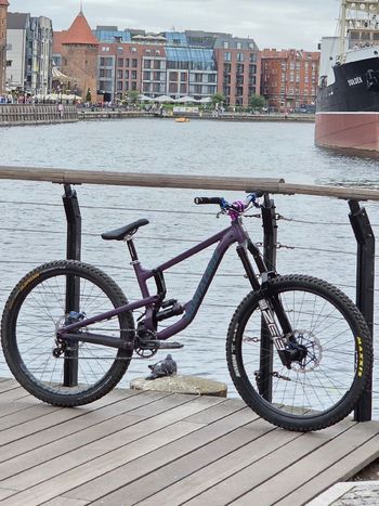 Used Santa Cruz Nomad S / Aluminum / 27.5 2020 2020 MTB