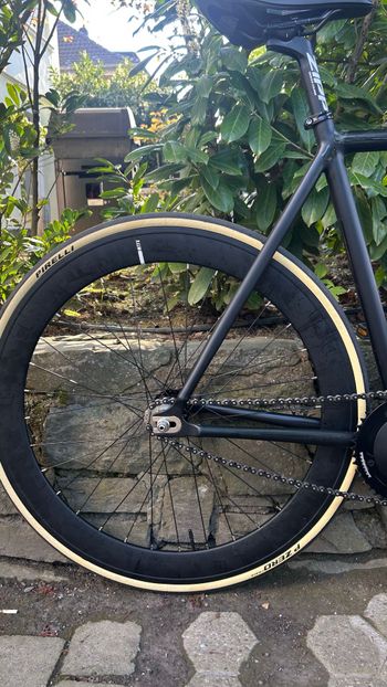 DarkSide Custom Single Speed / Fixed Gear 2025 Road & Gravel d'occasion — image 4 sur 8