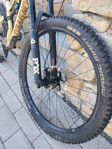 Brugt Commencal META AM 29 ESSENTIAL FOX 2019 2019 Mountainbike — billede 4 af 6
