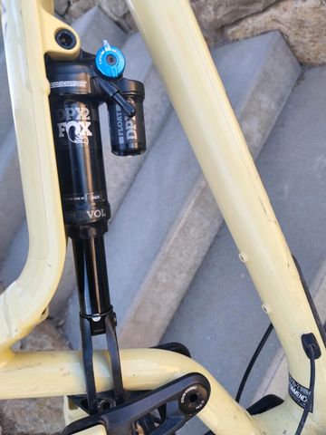 Brugt Commencal META AM 29 ESSENTIAL FOX 2019 2019 Mountainbike — billede 3 af 6
