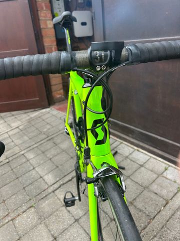 Used Scott Addict SL 2017 2017 Road & Gravel, Green — image 10 of 10