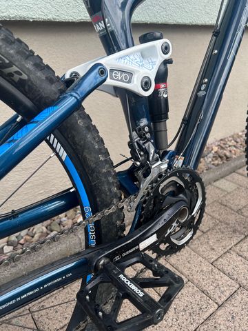 Trek Fuel EX 9.7 29 2014 2014 Mountainbike usato, Blu — immagine 10 di 16