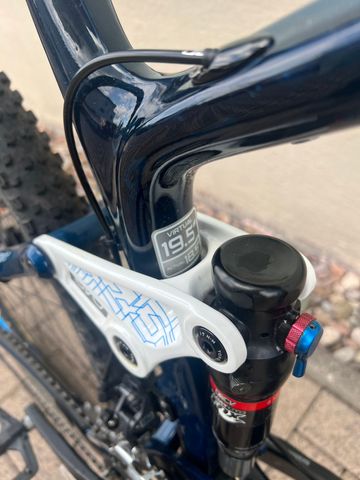 Trek Fuel EX 9.7 29 2014 2014 Mountainbike usato, Blu — immagine 14 di 16