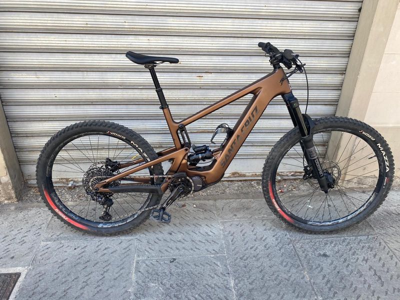 Używany Santa Cruz BULLIT S / Carbon CC 2023 2023 MTB